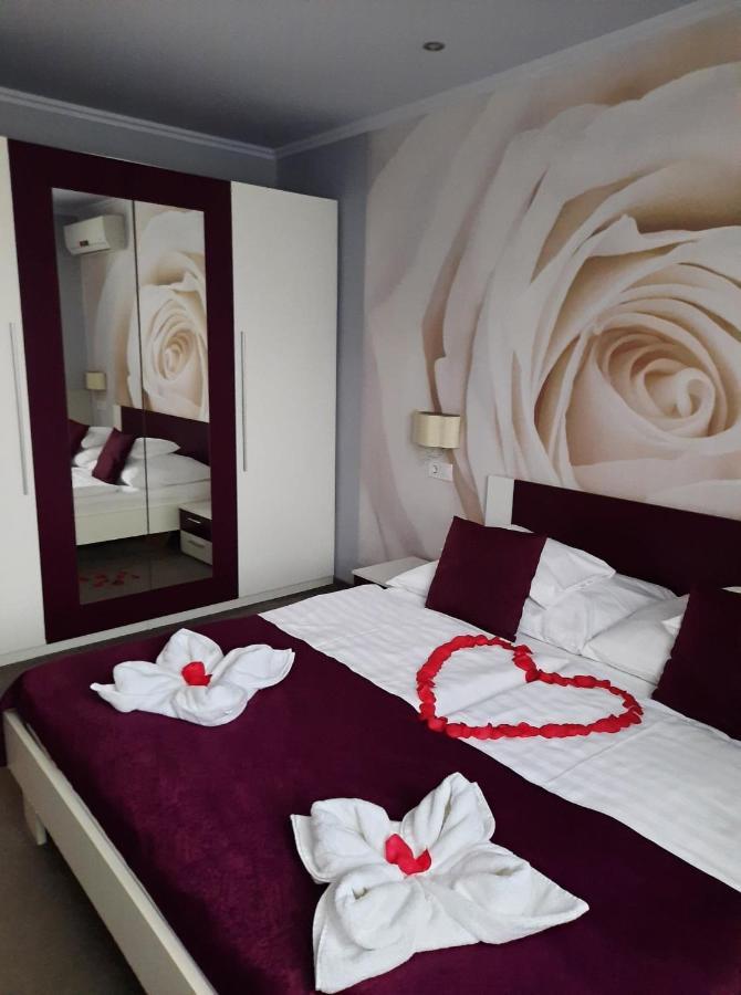 Kek Laguna Wellness Apartmanok เอ็กแกร์ซาโลก ภายนอก รูปภาพ